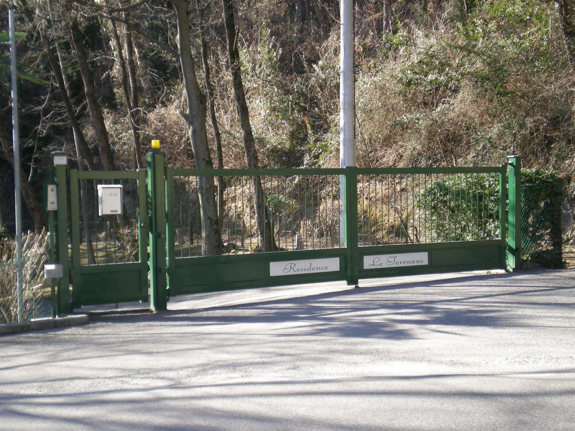 Le Terrazze Vista Lago Piscina Tennis Parking Wi-Fi Menaggio Exterior photo